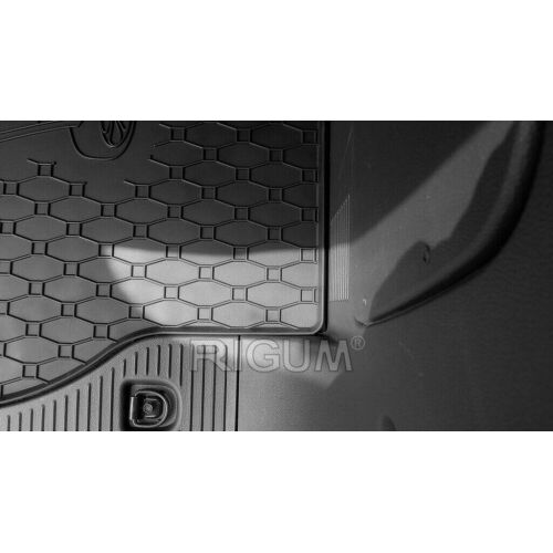 Gepek Patosnica Chevrolet Trax 2013