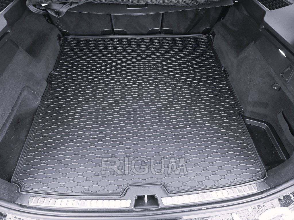 Gepek patosnica Volvo XC90 2015- 1 Gepek patosnica Volvo XC90 2015