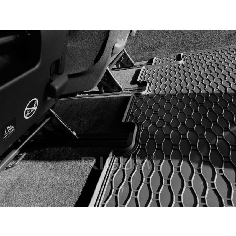 Gepek Patosnica  Mercedes Vito 2014- XL 8/9 sedista (421040)